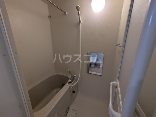 16/30 浴室