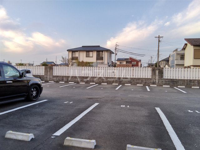 17/24 駐車場