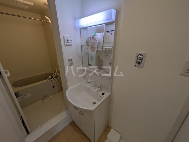 18/30 洗面