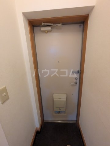14/30 玄関