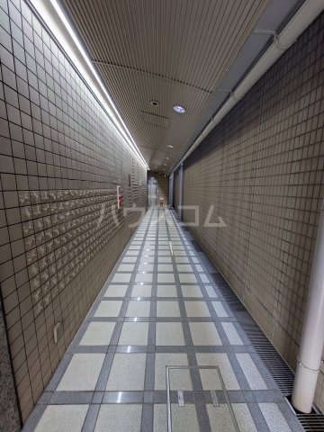17/25 エントランス