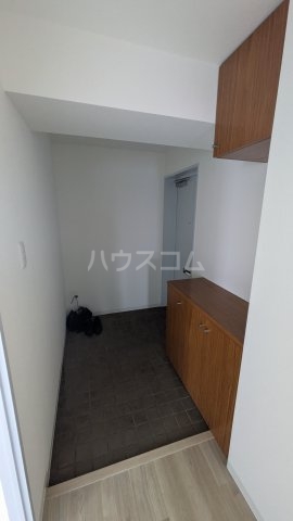 14/30 玄関