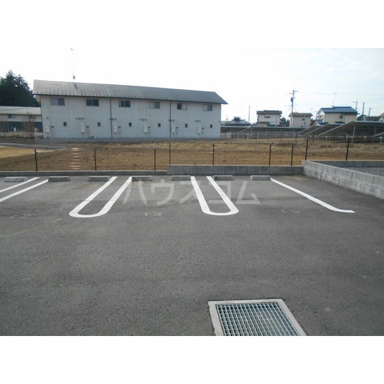 17/25 駐車場