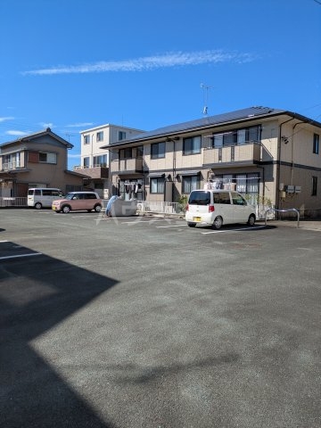 26/30 駐車場