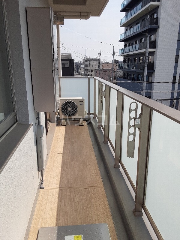 21/30 バルコニー