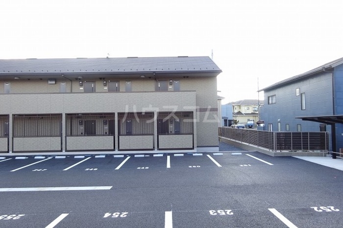 3/7 駐車場