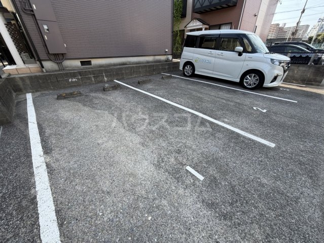 22/24 駐車場
