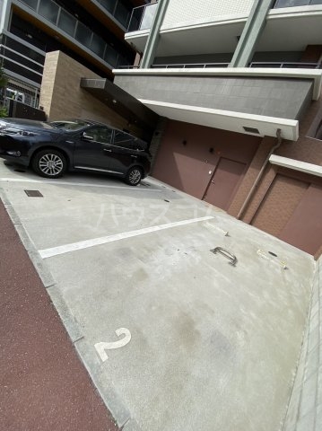 27/29 駐車場