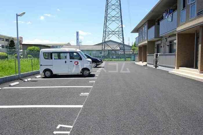 3/4 駐車場