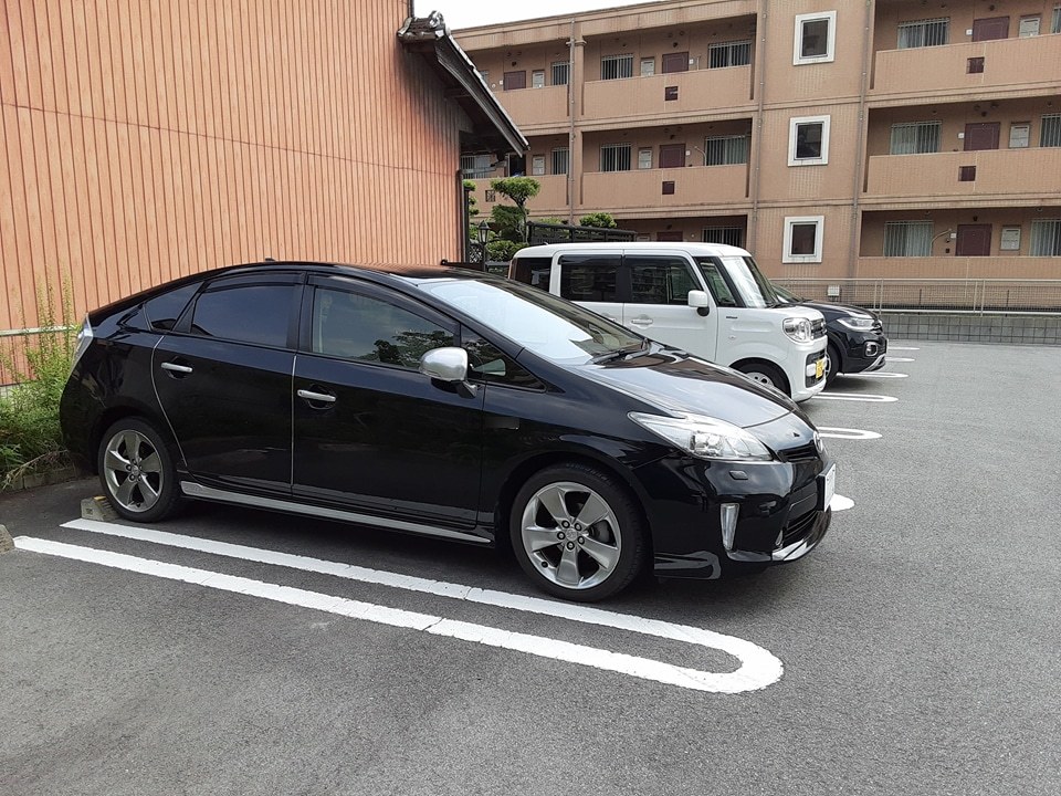26/30 駐車場
