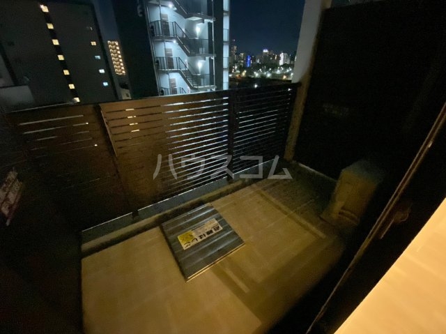 15/27 バルコニー