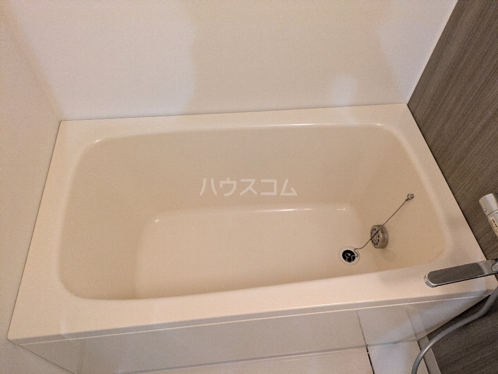 14/30 浴室