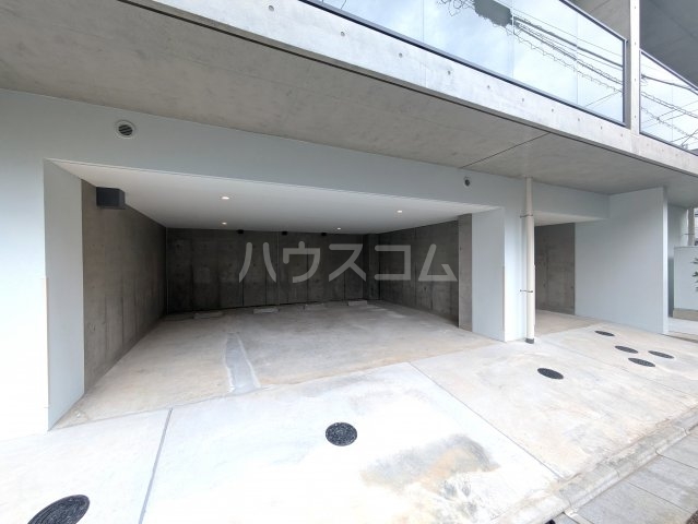 19/23 駐車場