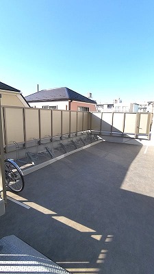 16/28 駐車場