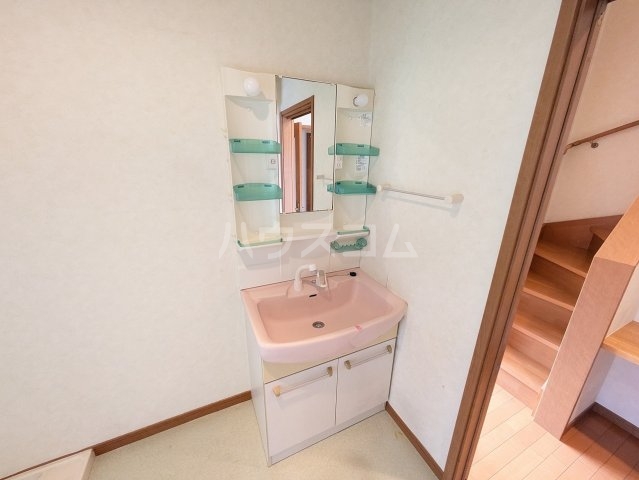 13/22 洗面