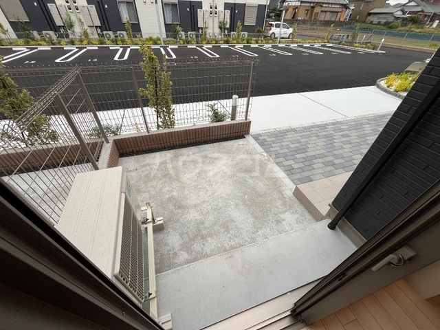 18/30 バルコニー