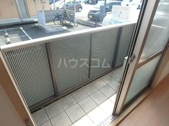 13/21 バルコニー