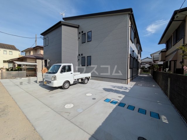 2/2 駐車場