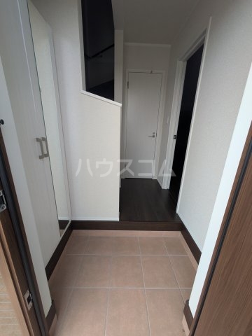 14/30 玄関