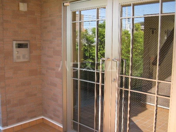 16/24 エントランス