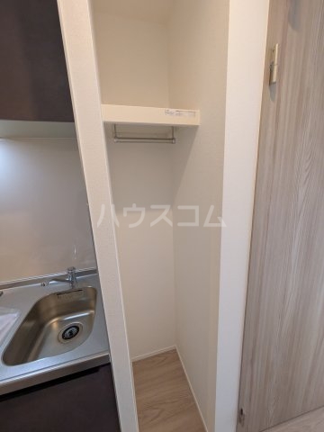 13/30 収納
