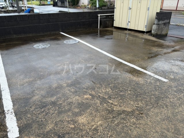 2/7 駐車場
