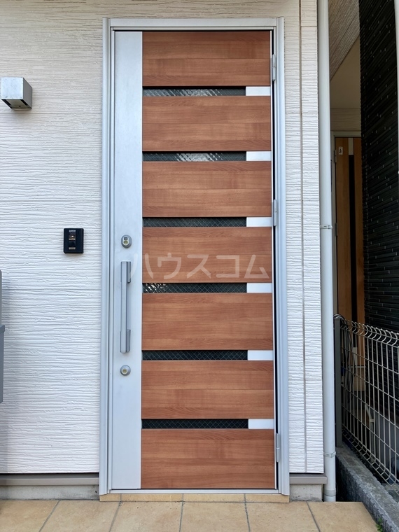 15/17 エントランス
