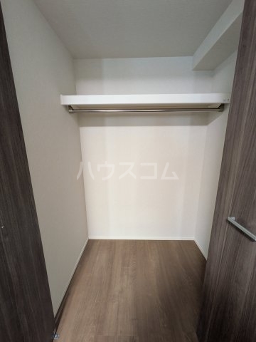 13/30 収納