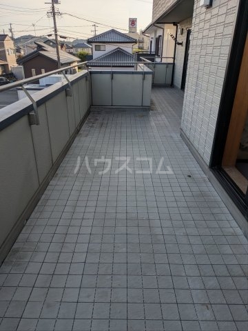20/30 バルコニー