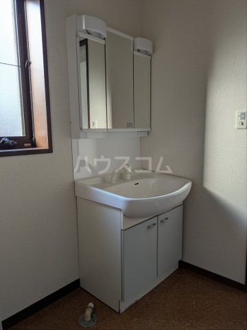 18/30 洗面