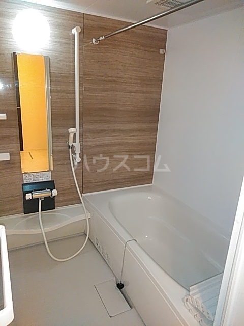 16/30 浴室