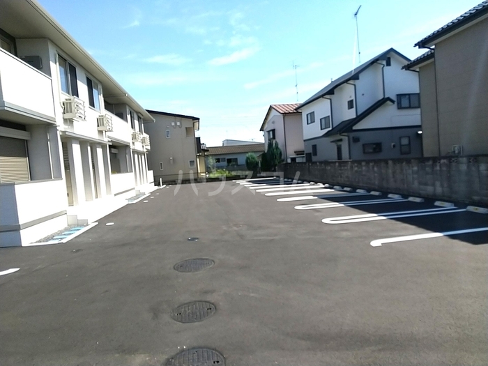 22/30 駐車場
