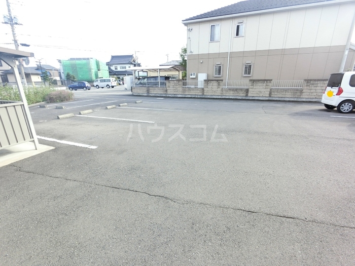 16/26 駐車場