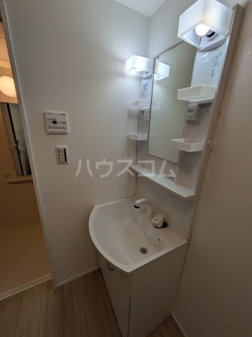 22/30 洗面
