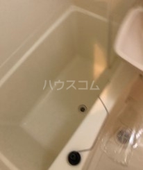 13/30 浴室