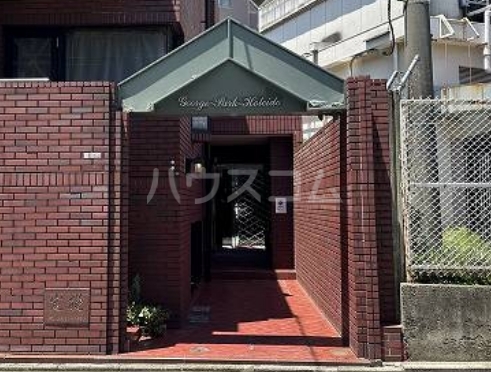 13/23 エントランス