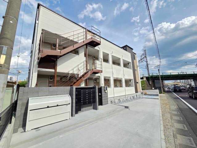 2/30 外観
