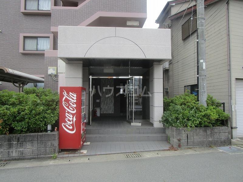 4/5 エントランス