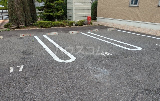 3/7 駐車場