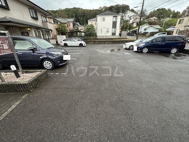 22/30 駐車場