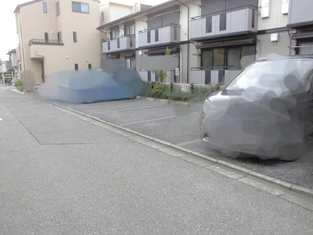 14/15 駐車場