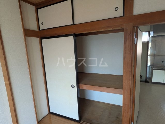 13/30 収納