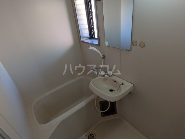 19/30 浴室