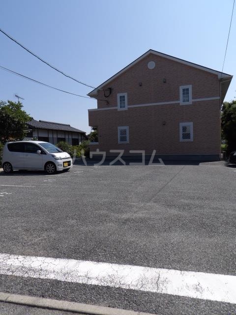 24/26 駐車場