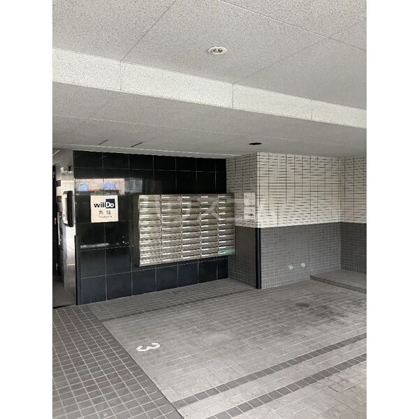 13/21 エントランス
