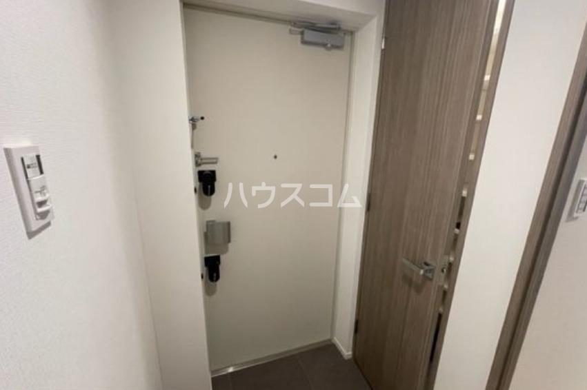 17/26 エントランス