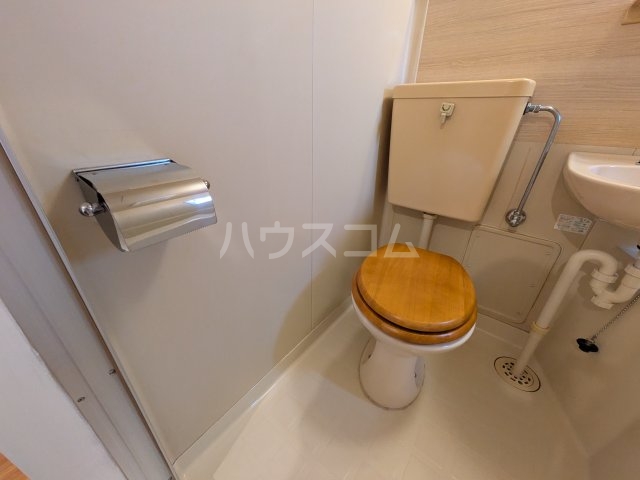 16/30 トイレ