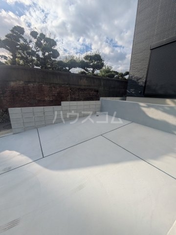 22/26 駐車場