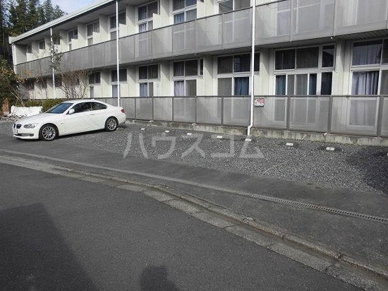 16/25 駐車場