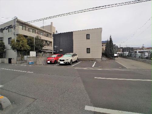 14/16 駐車場
